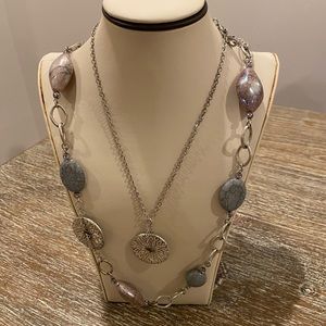 Premier Design 2in1 necklace